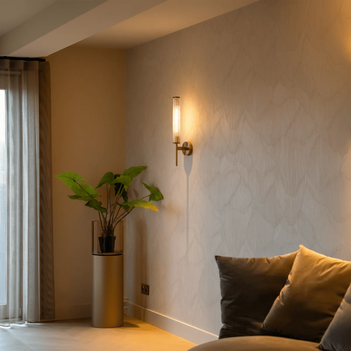 Pyra Wall Lamp - Image 7