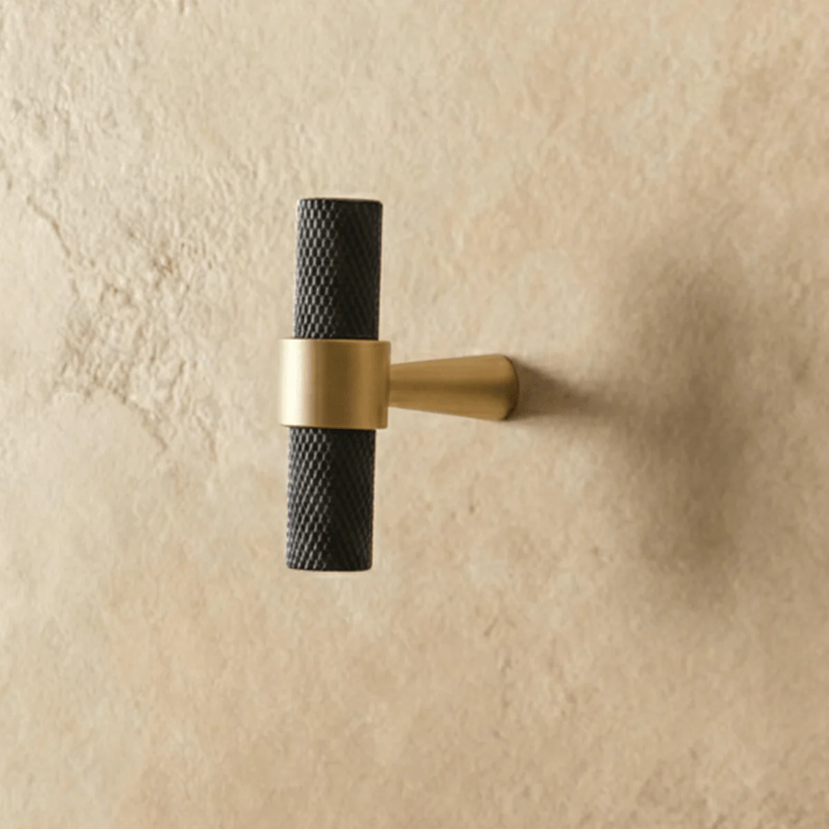 Qaris Pull Bar