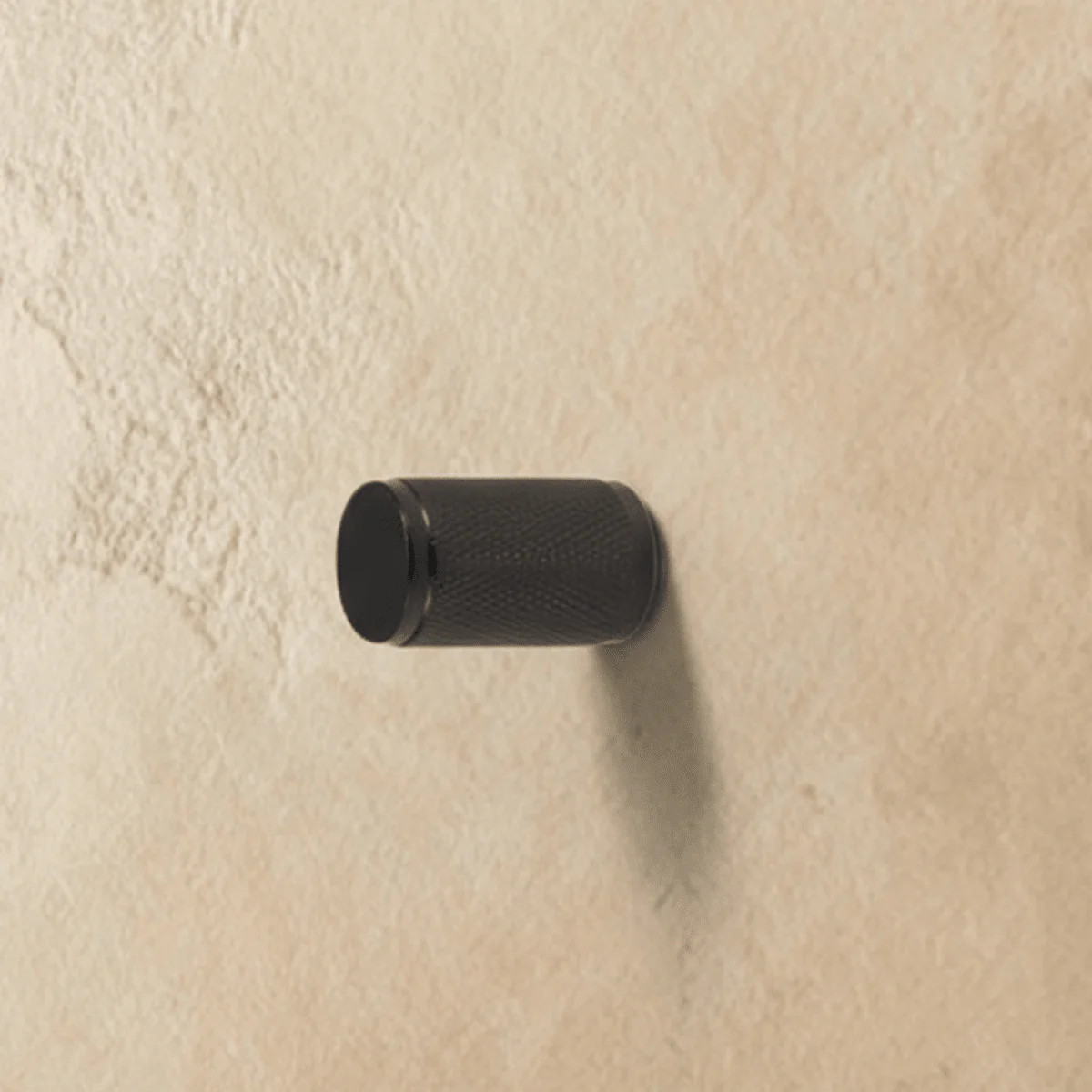 Qaris Pull Bar - Image 4