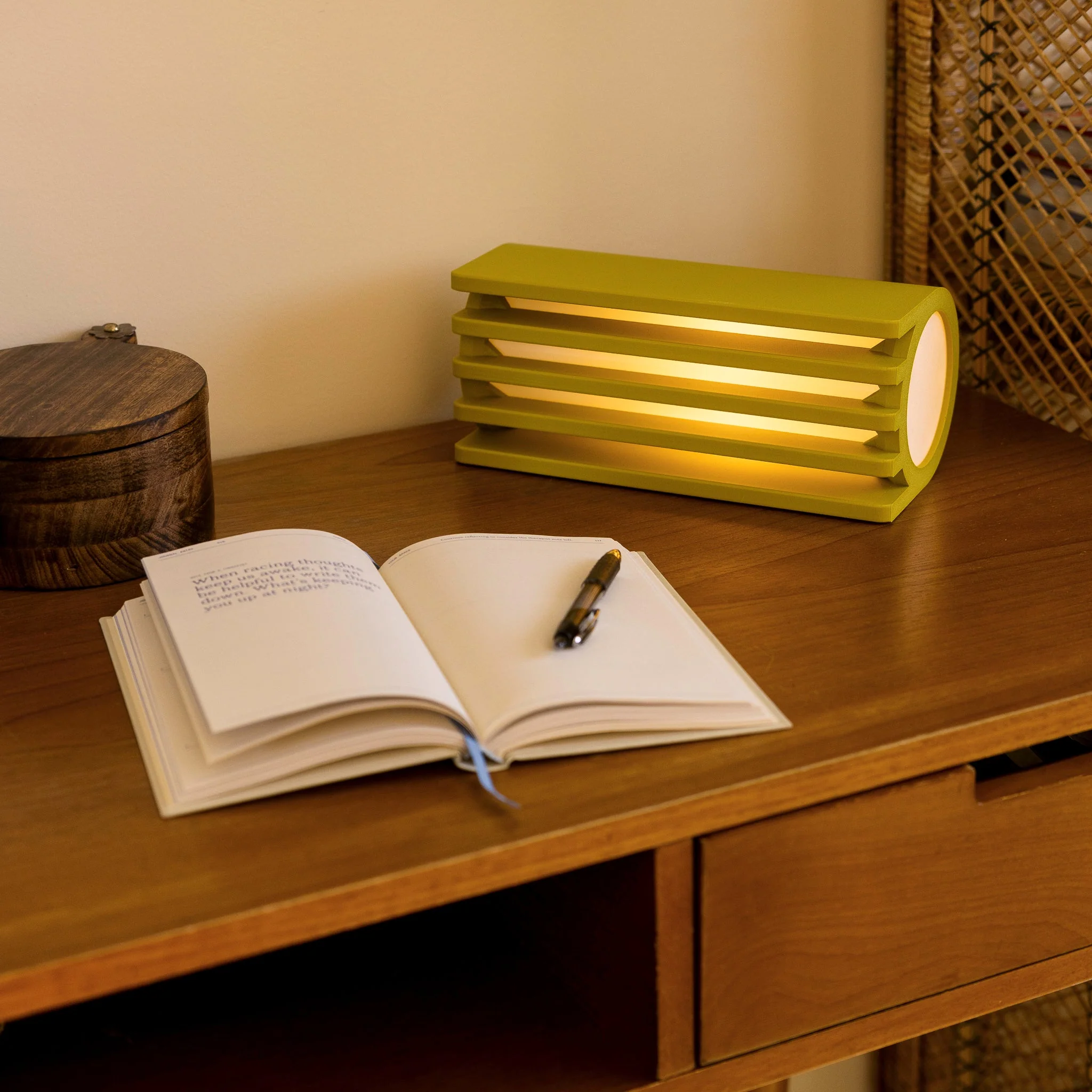 Radiator Table Lamp - Image 11