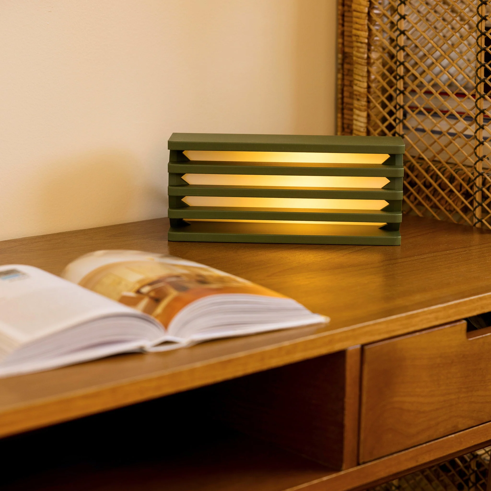 Radiator Table Lamp - Image 3