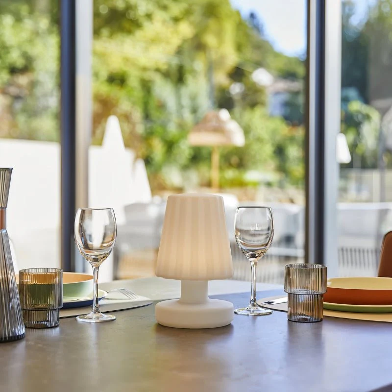 Raveza Table Lamp - Image 5
