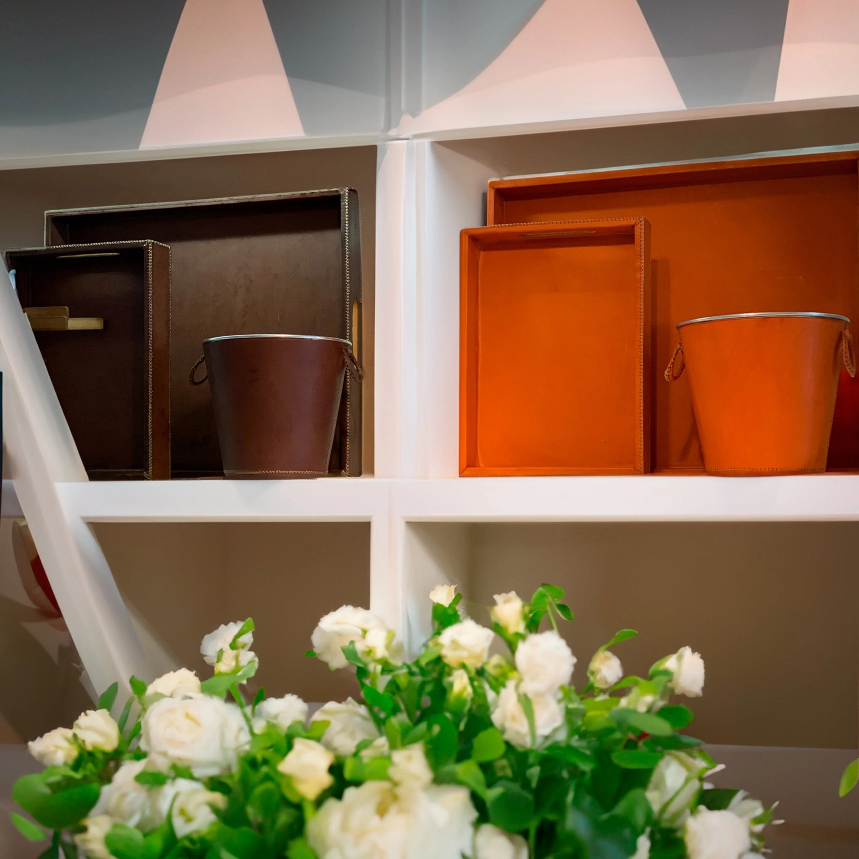 Revistas | XL Rectangle Ottoman Tray - Image 3