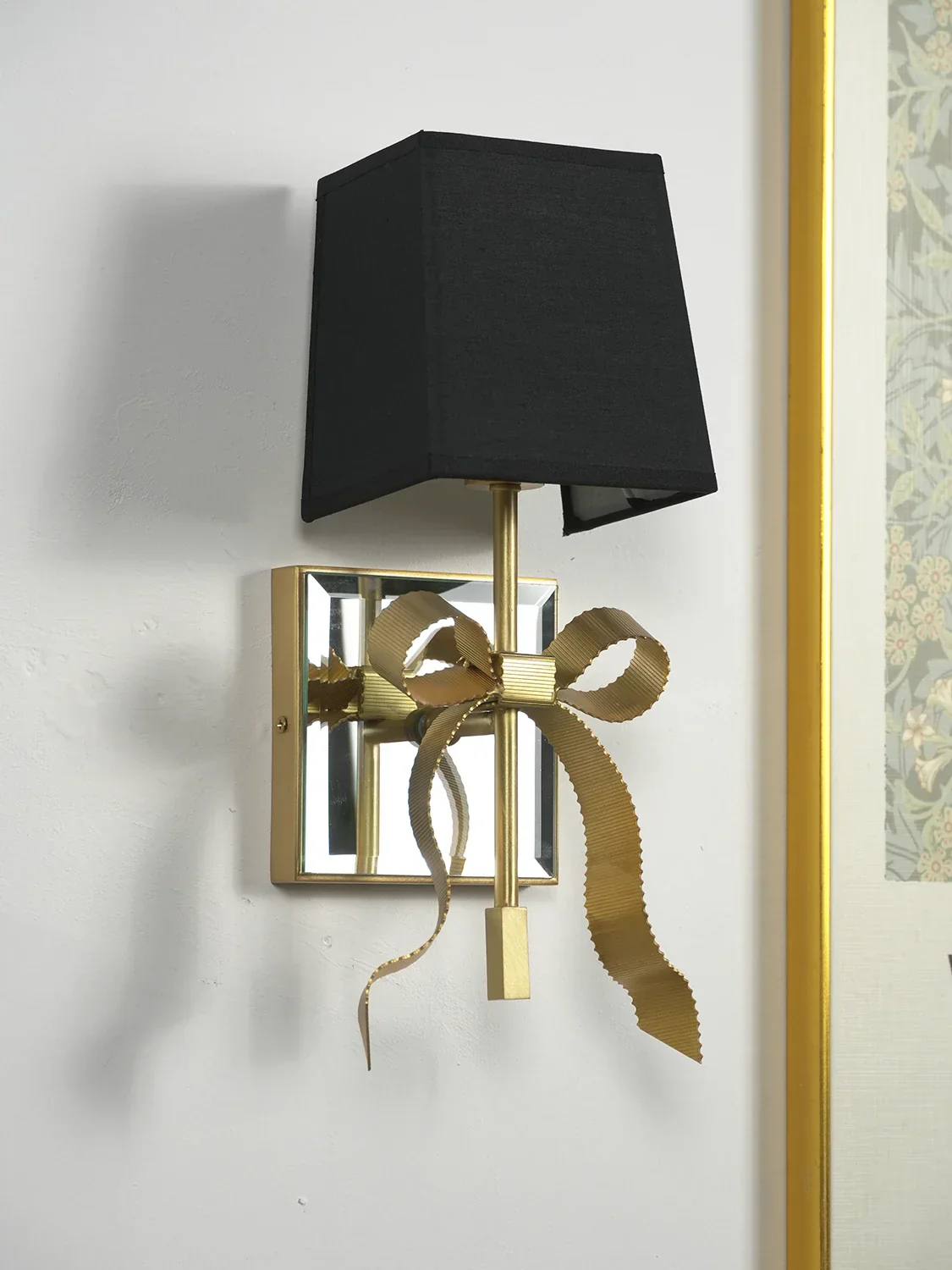 Ribbon Bow Wall Light - Image 18
