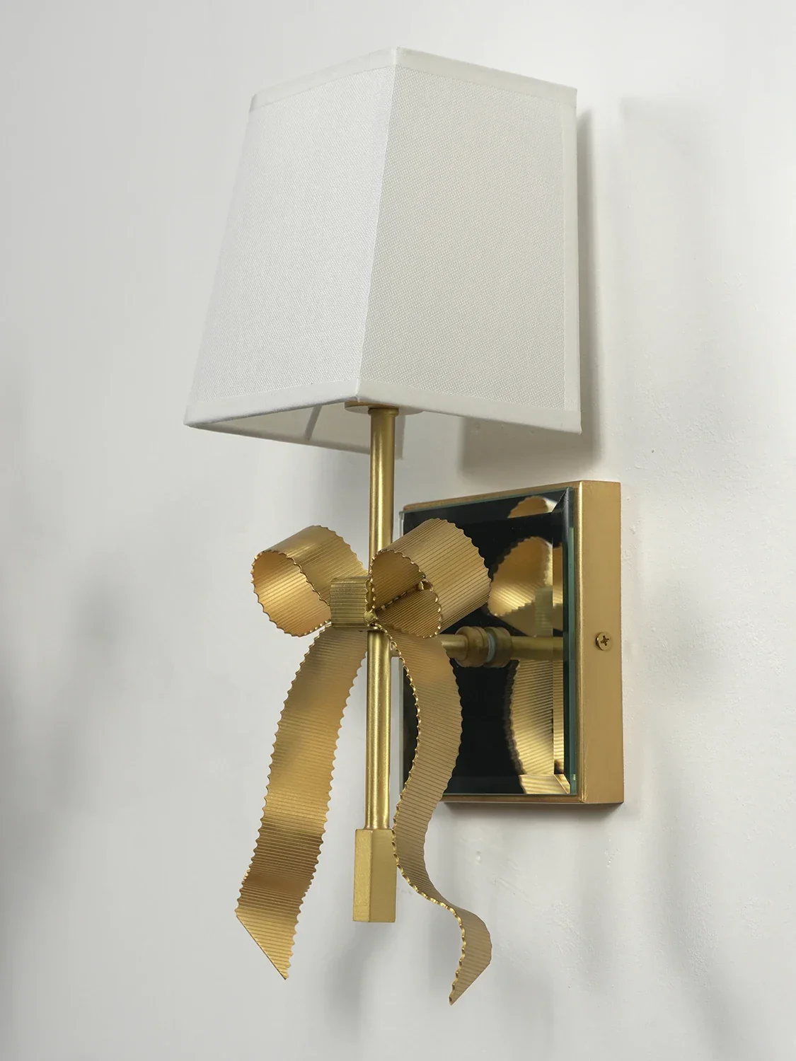 Ribbon Bow Wall Light - Image 22