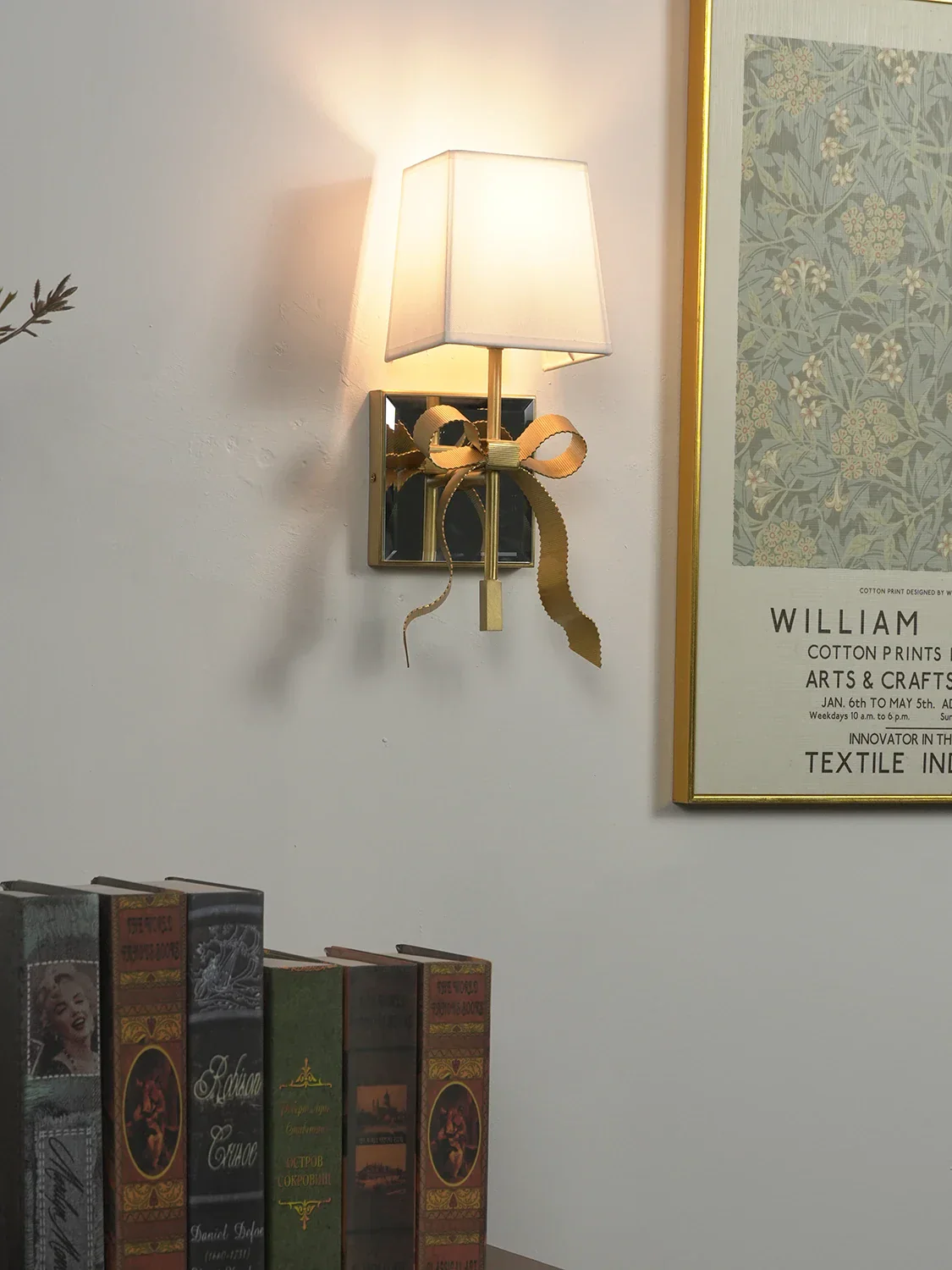 Ribbon Bow Wall Light - Image 24
