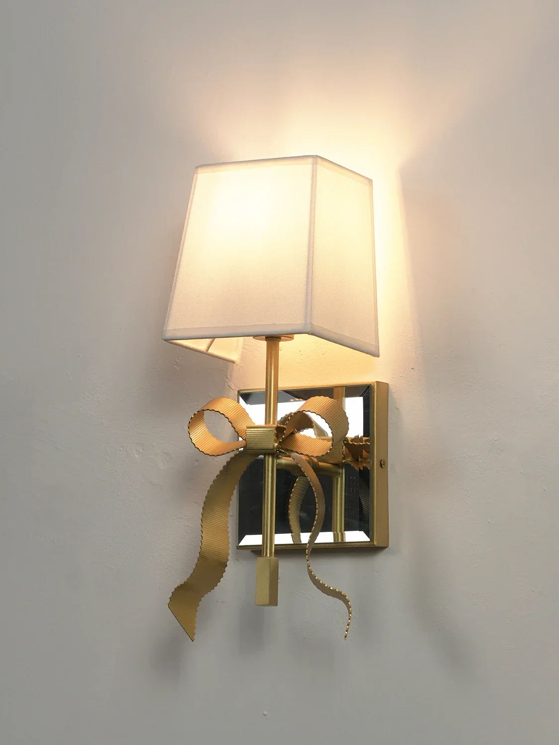 Ribbon Bow Wall Light - Image 26