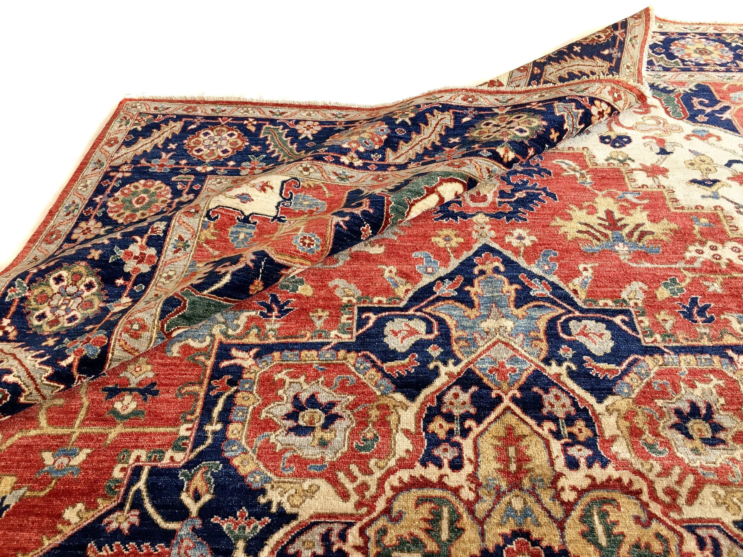 Serapi (9'00"x11'07") red/ivory/navy - Image 9