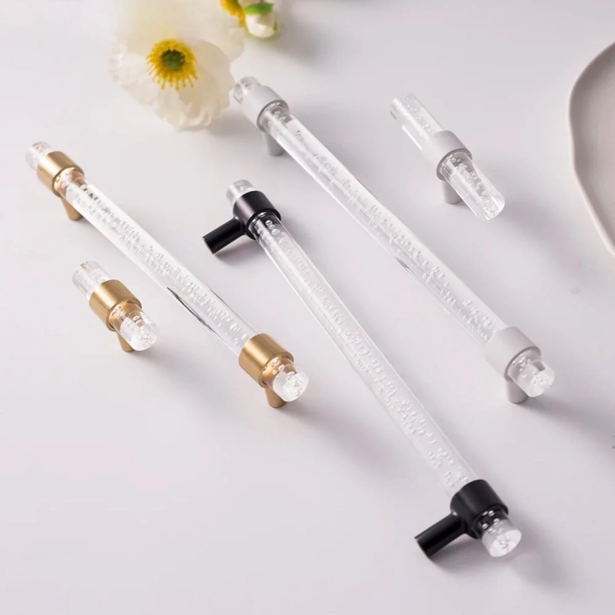 Shakuf Transparent Knob & Pull Bar - Image 2