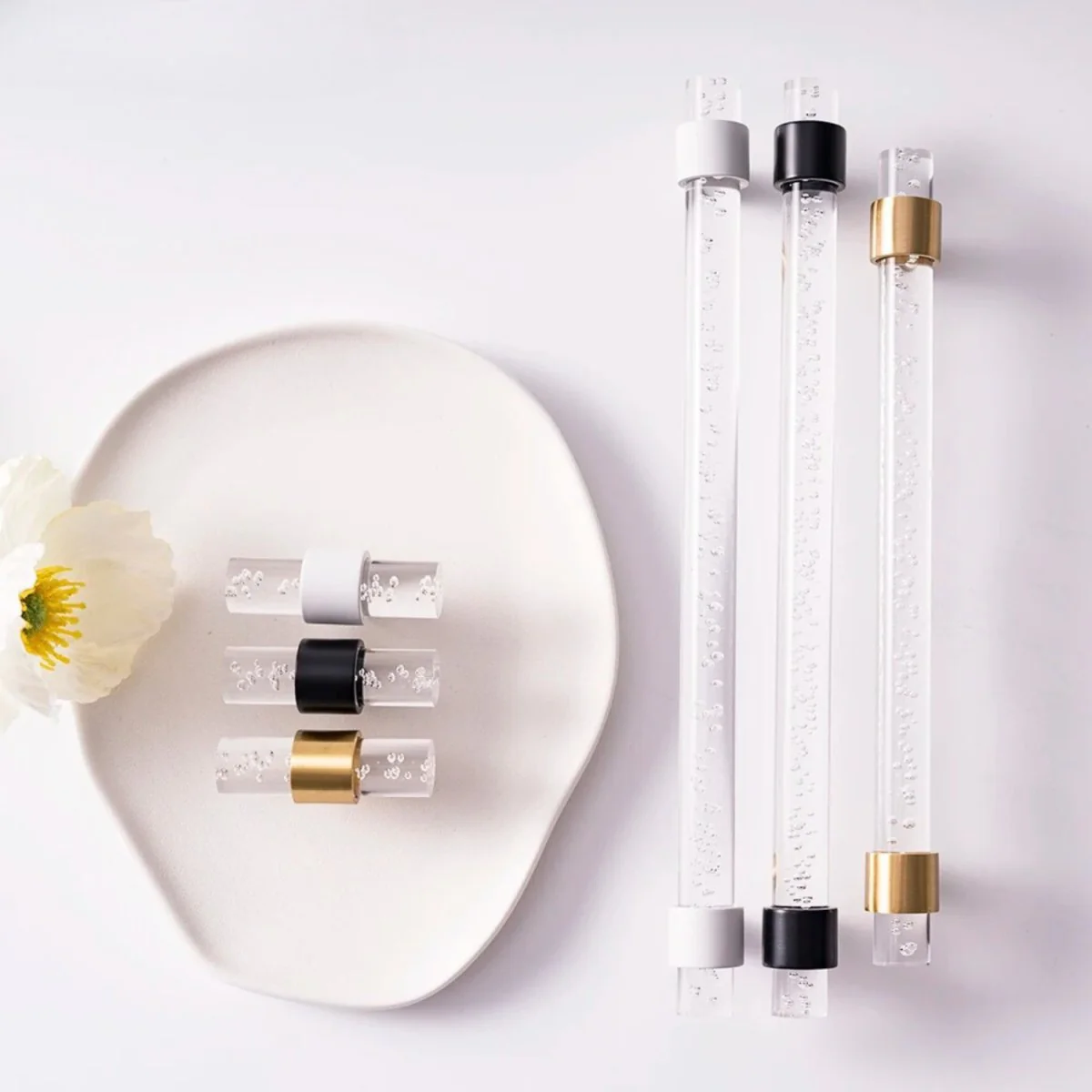 Shakuf Transparent Knob & Pull Bar - Image 3