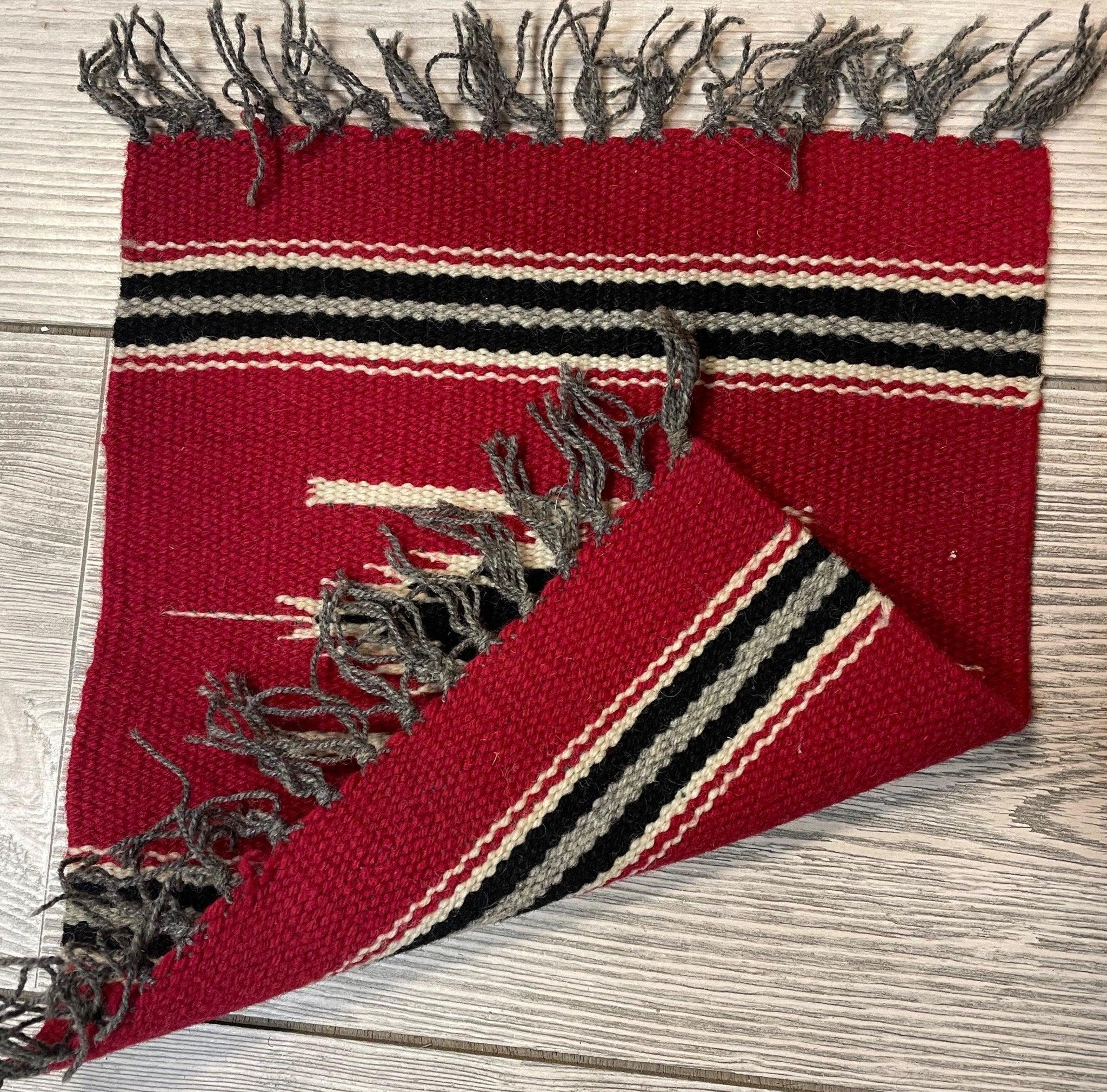 Small Mexican Hand Woven Kilim Rug 9''x12'' - Image 2