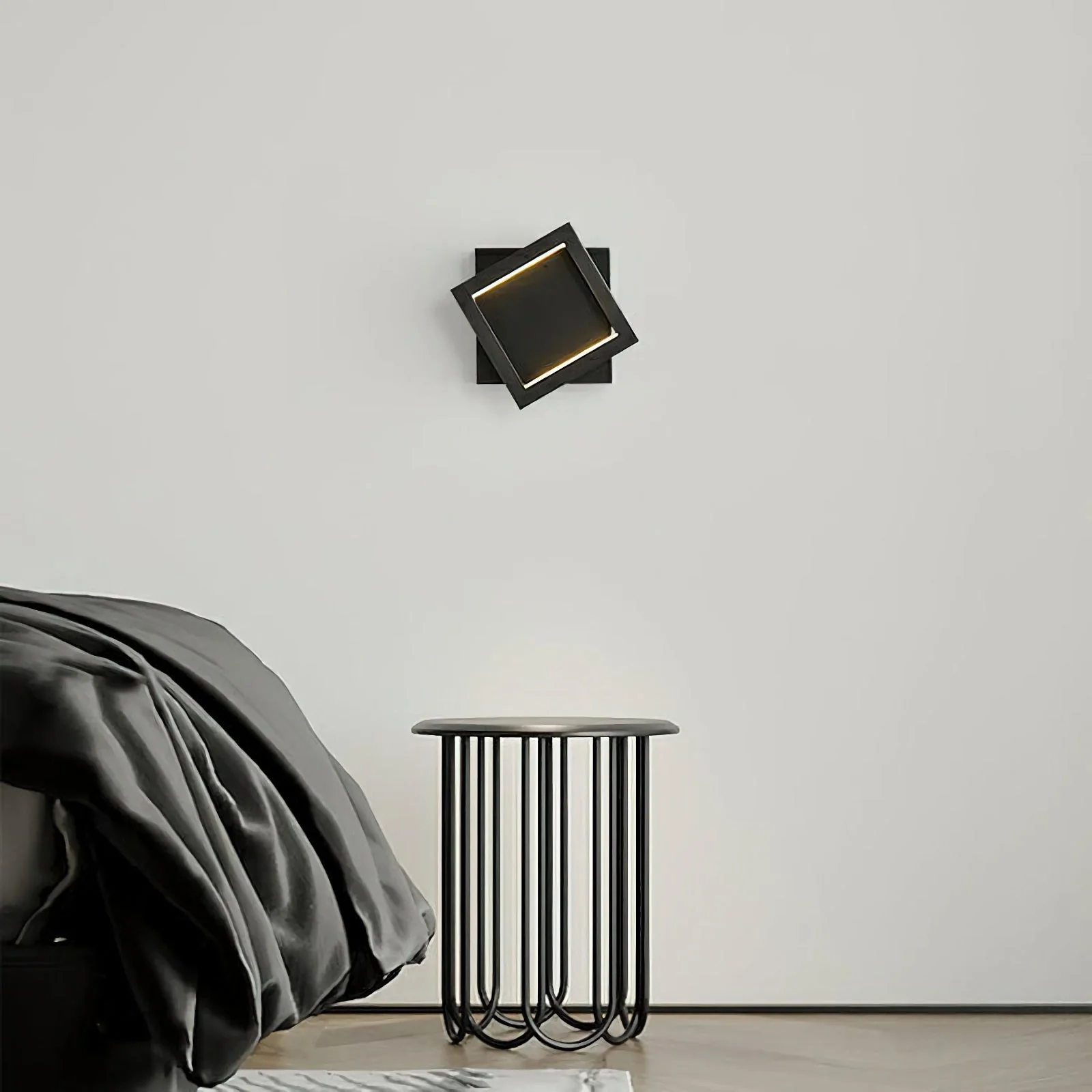 Square Wall Lamp - Image 2
