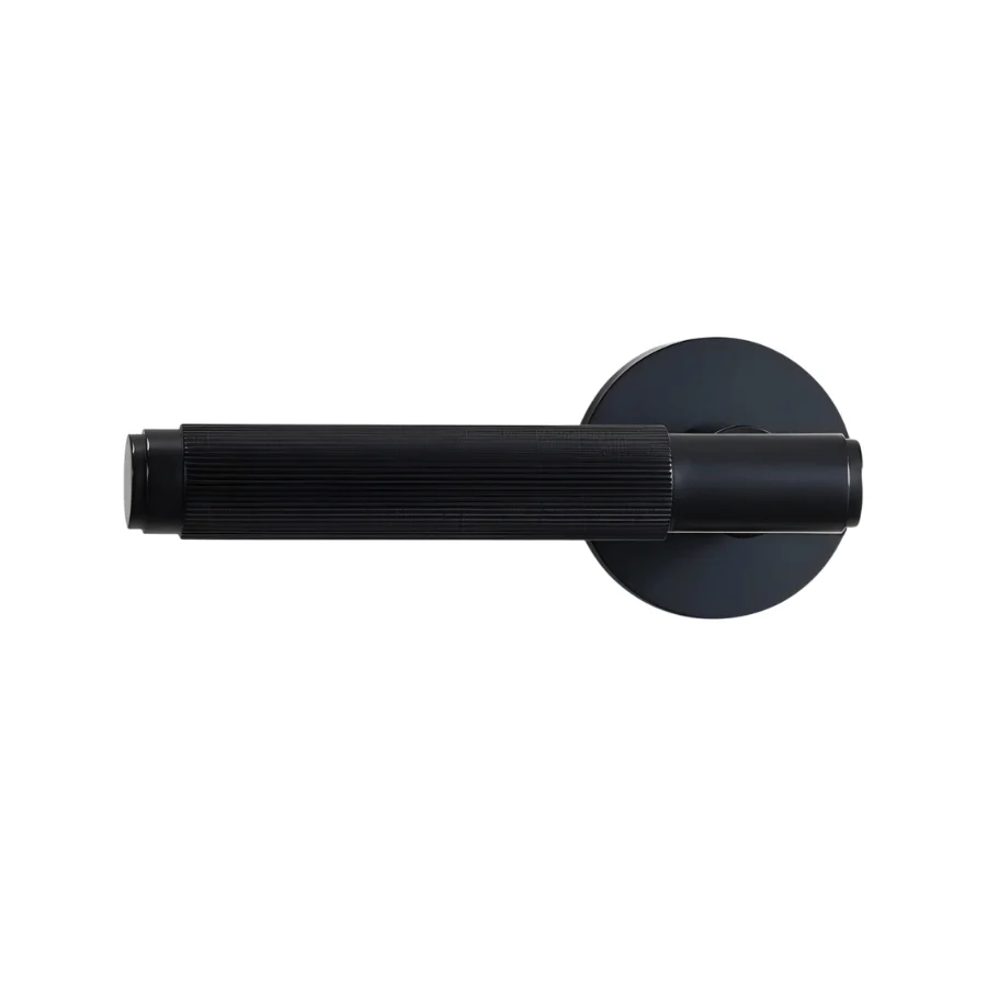 Stron Handle and Lock - Image 11