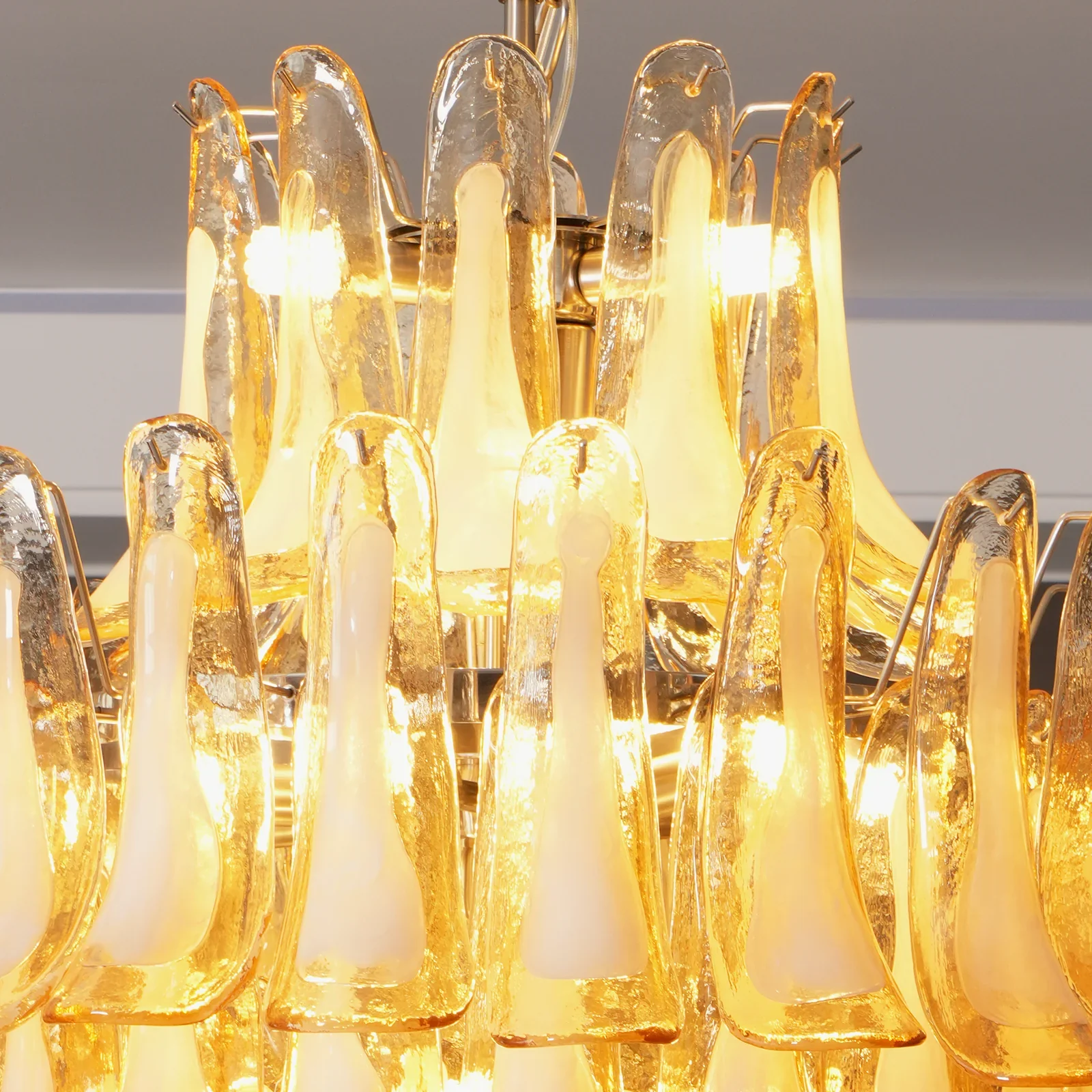Stunning Murano Amber Petals Chandelier - Image 7