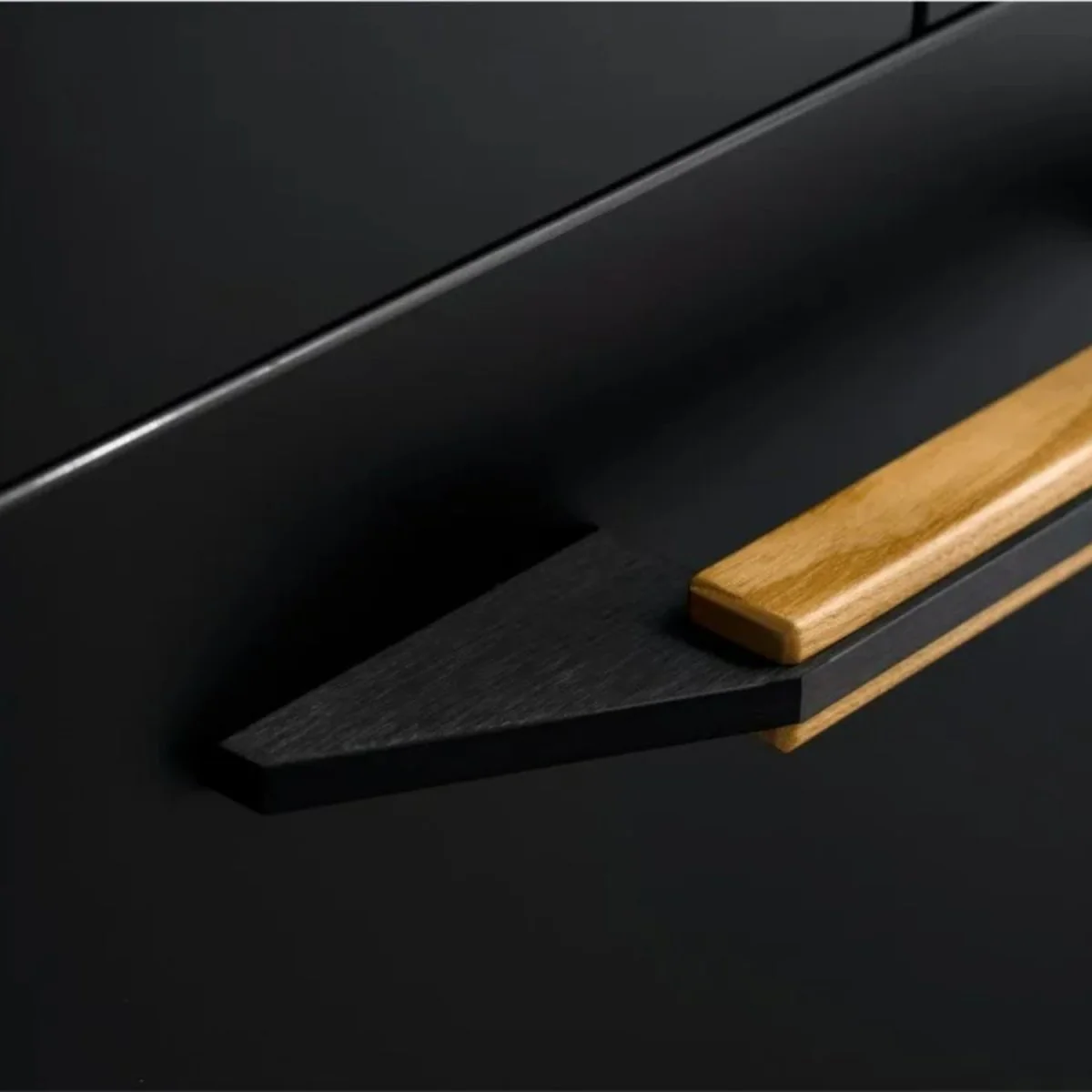 Suzu Pull Bar - Image 13