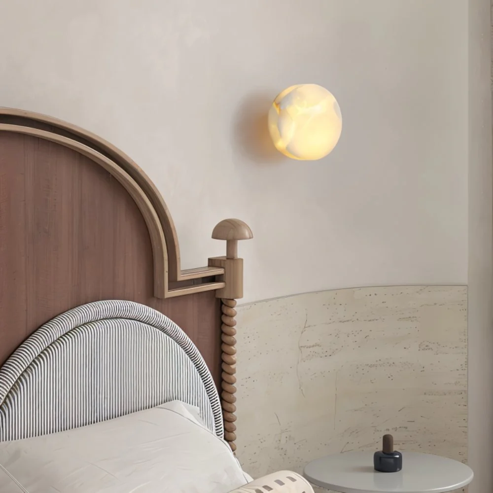Teva Wall Lamp - Image 4
