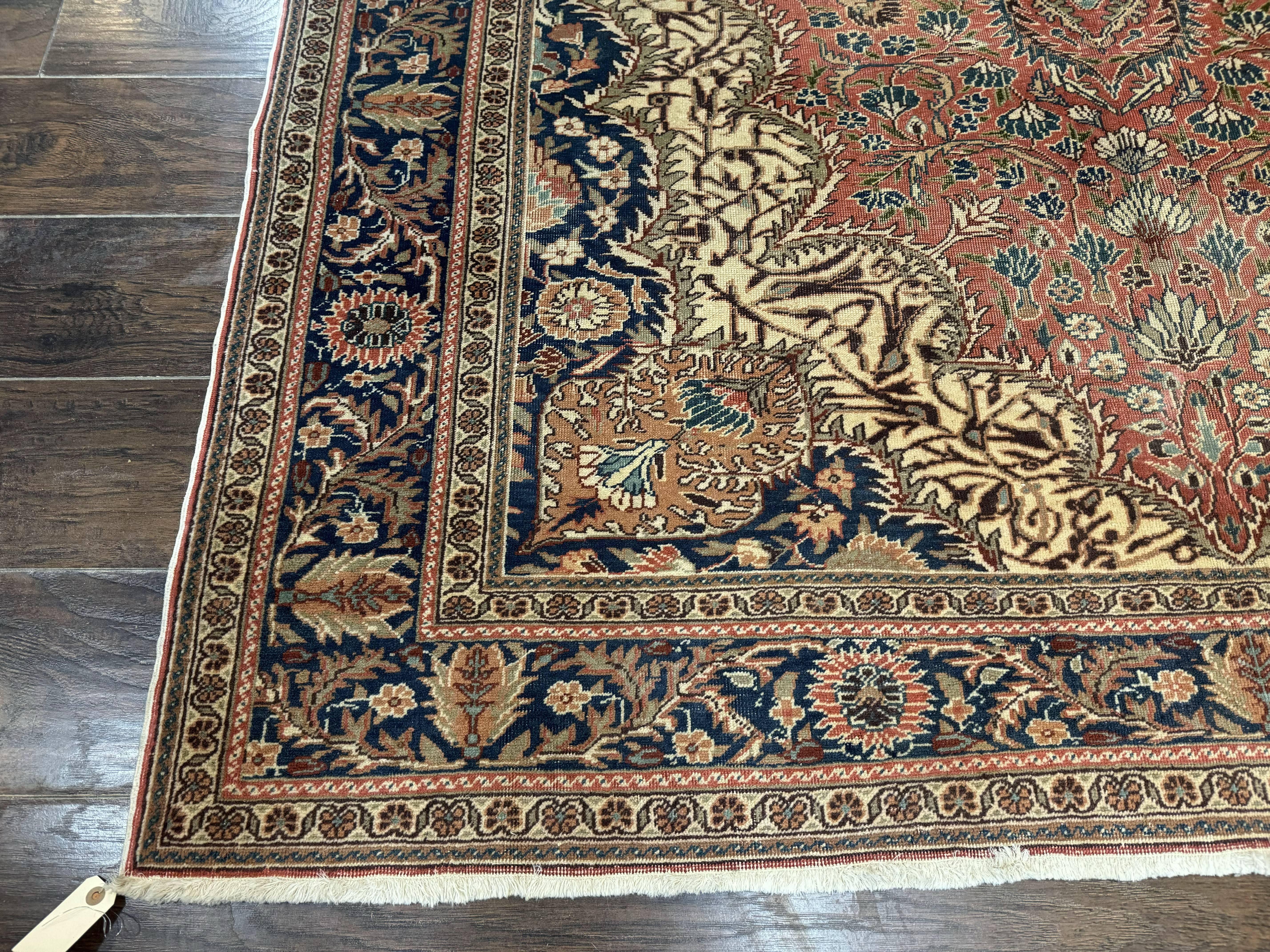 Turkish Kayseri Rug 6x10, Antique Turkish Carpet, Floral Medallion, Oriental Carpet, Red - Image 8