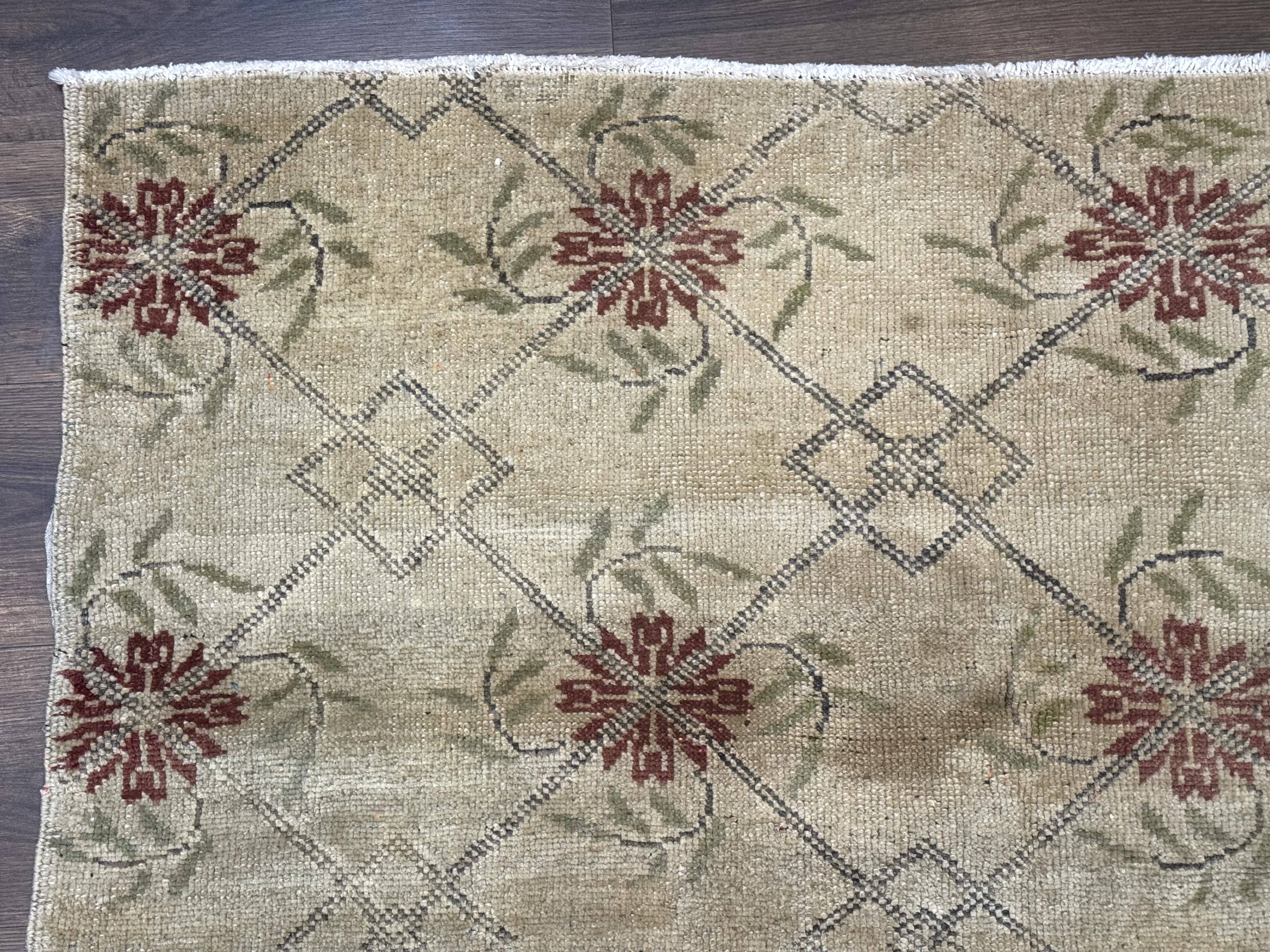 Turkish Rug 5x6, Oushak Carpet, Beige - Image 6