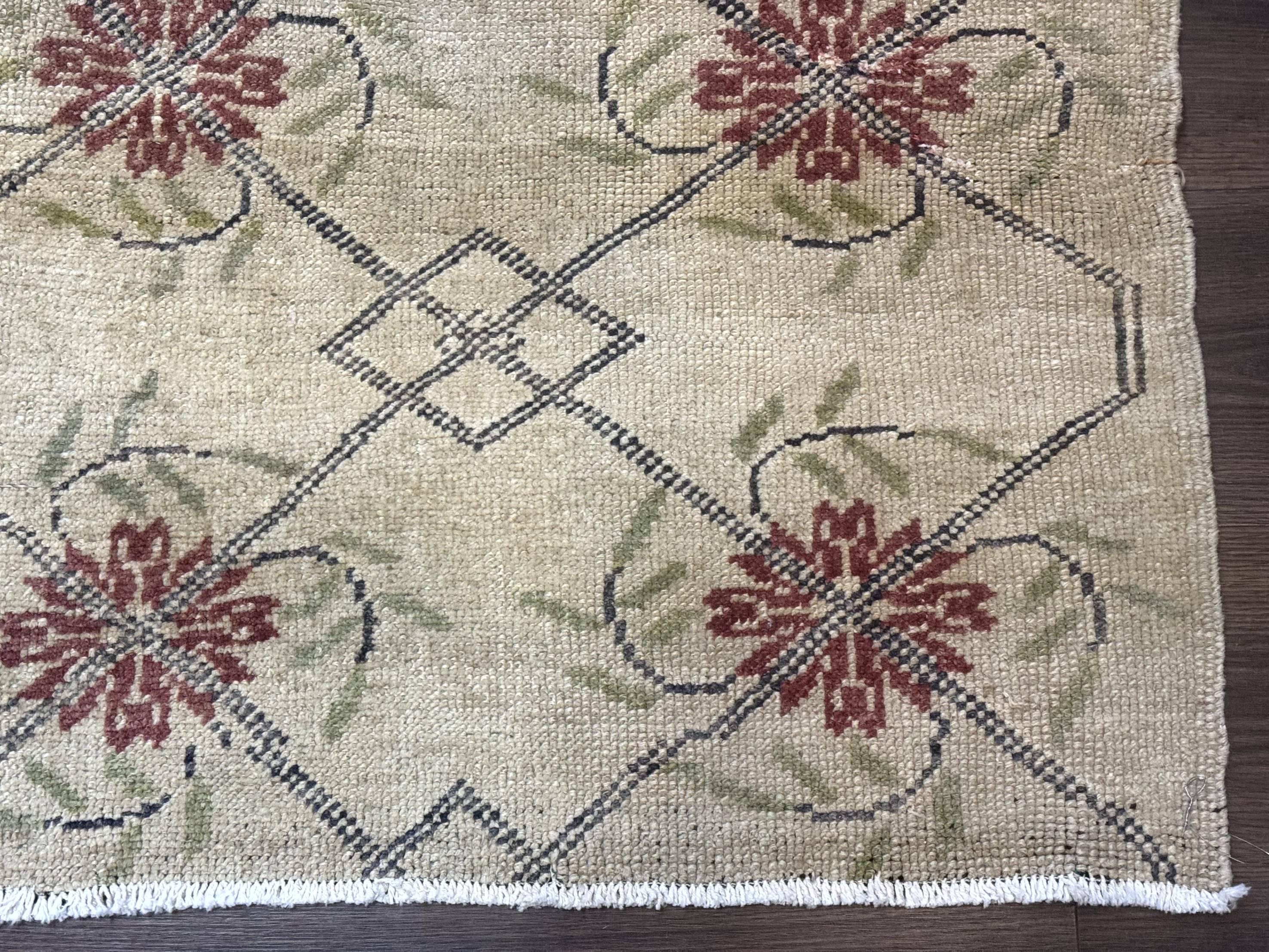 Turkish Rug 5x6, Oushak Carpet, Beige - Image 9