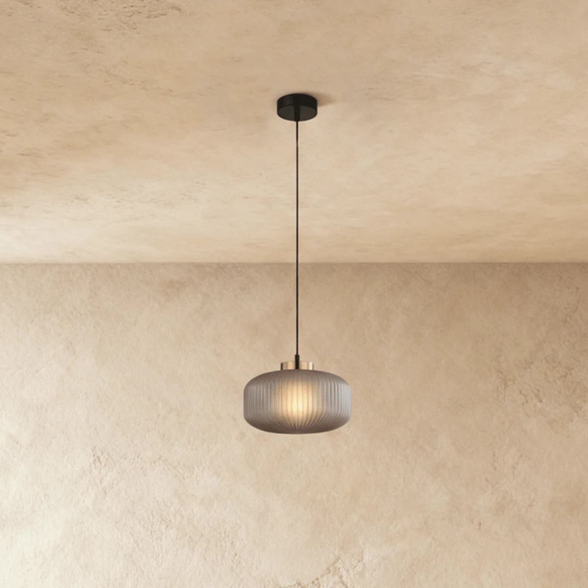 Vahni Pendant Light