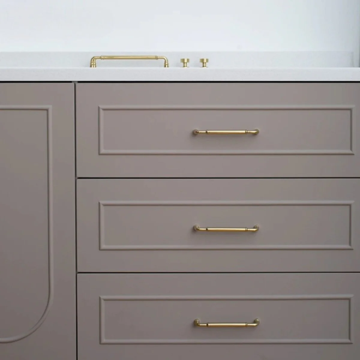 Vang Knob & Pull Bar - Image 3