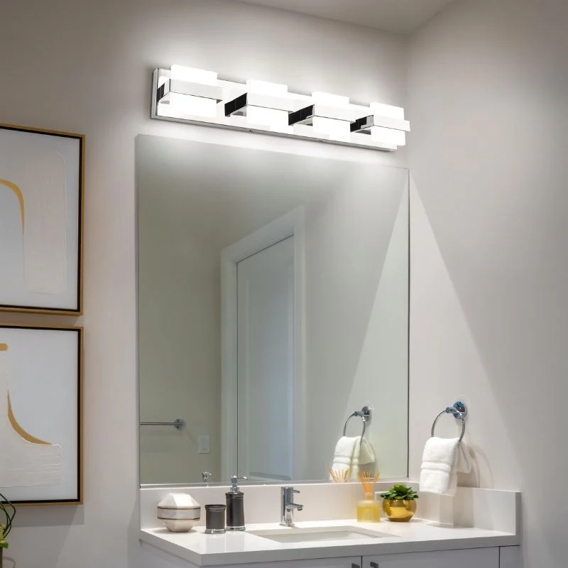 Veris Wall Lamp