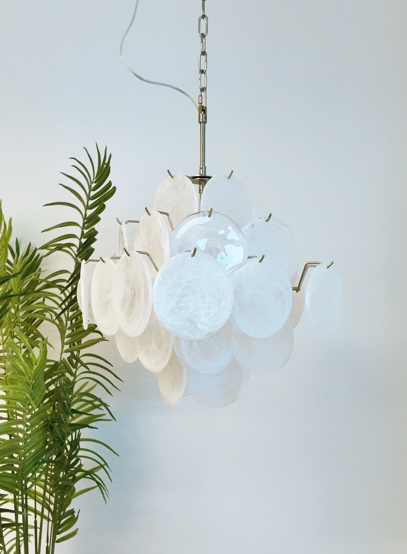Vintage Murano White Disks Chandelier - Image 19