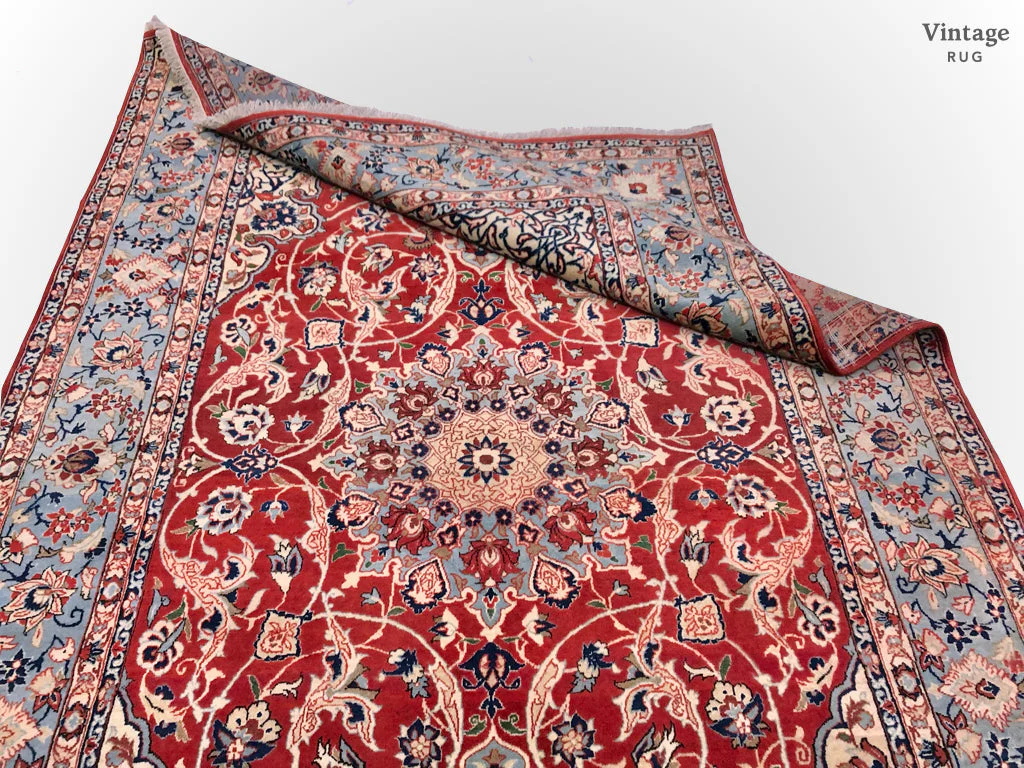 Vintage Isfahan (4'11"x7'09") red/lt.blue - Image 8