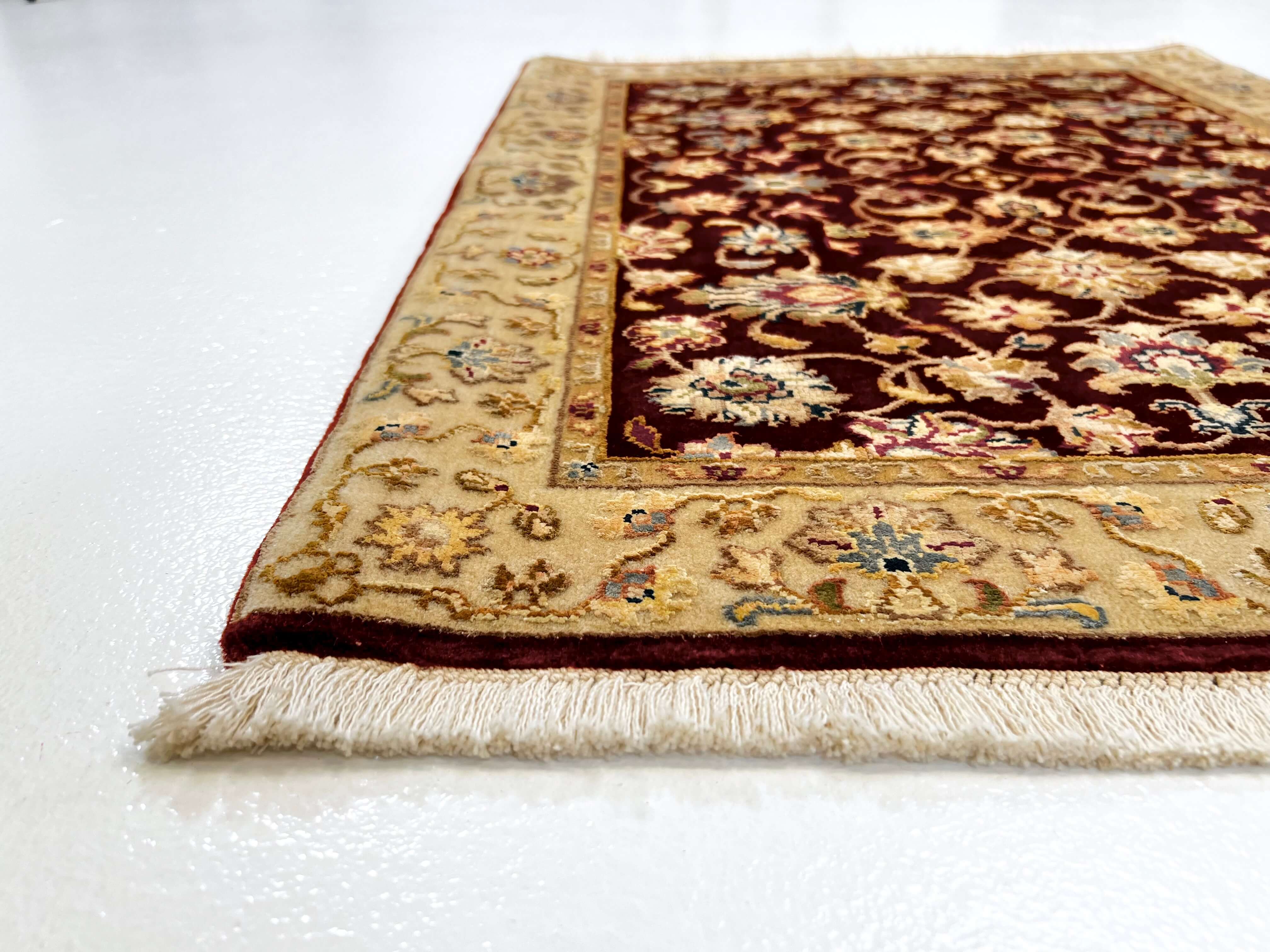 Wool w. silk Kumkapi red/ltgld 2x3 - Image 3