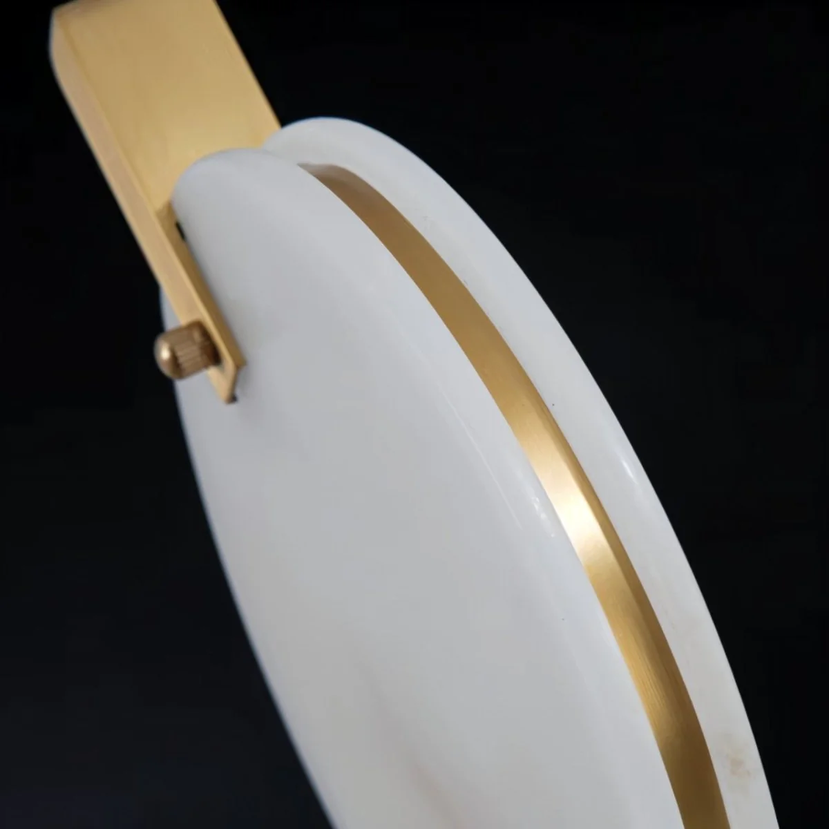 Zenqua Alabaster Pendant Light - Image 10